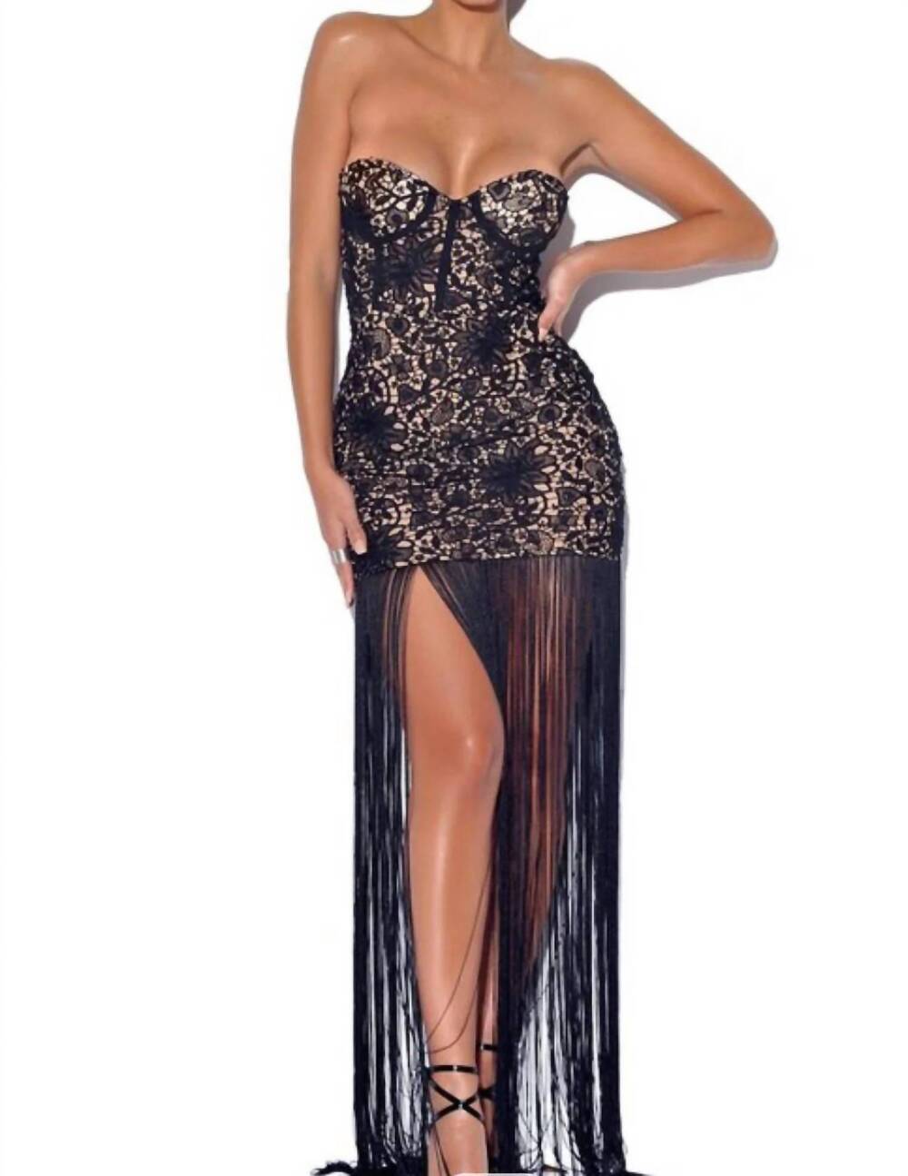 NEW MISS CIRCLE becoming black lace long fringed strapless dress in black